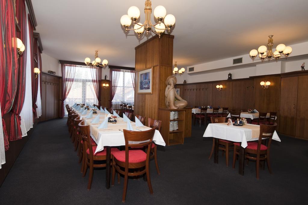 Hotel Hajcman Zdar Nad Sazavou Luaran gambar