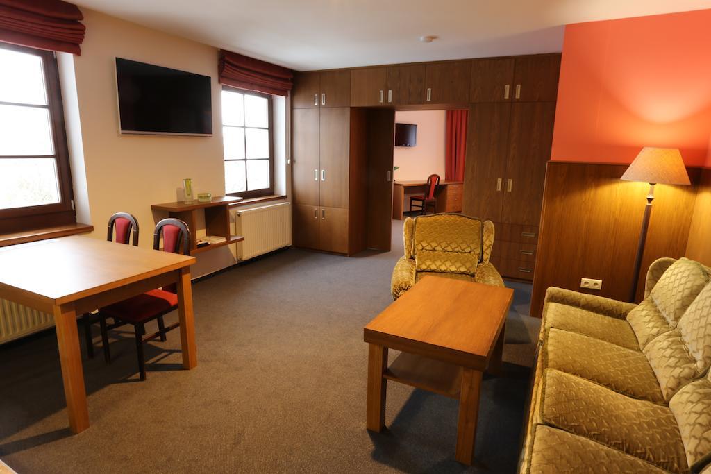Hotel Hajcman Zdar Nad Sazavou Luaran gambar